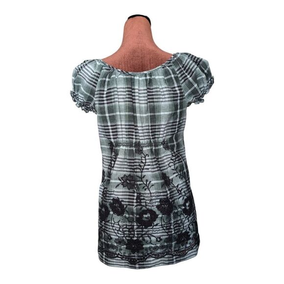 Max Studio Green plaid embroidered scoop-neck top size S - Picture 4 of 6